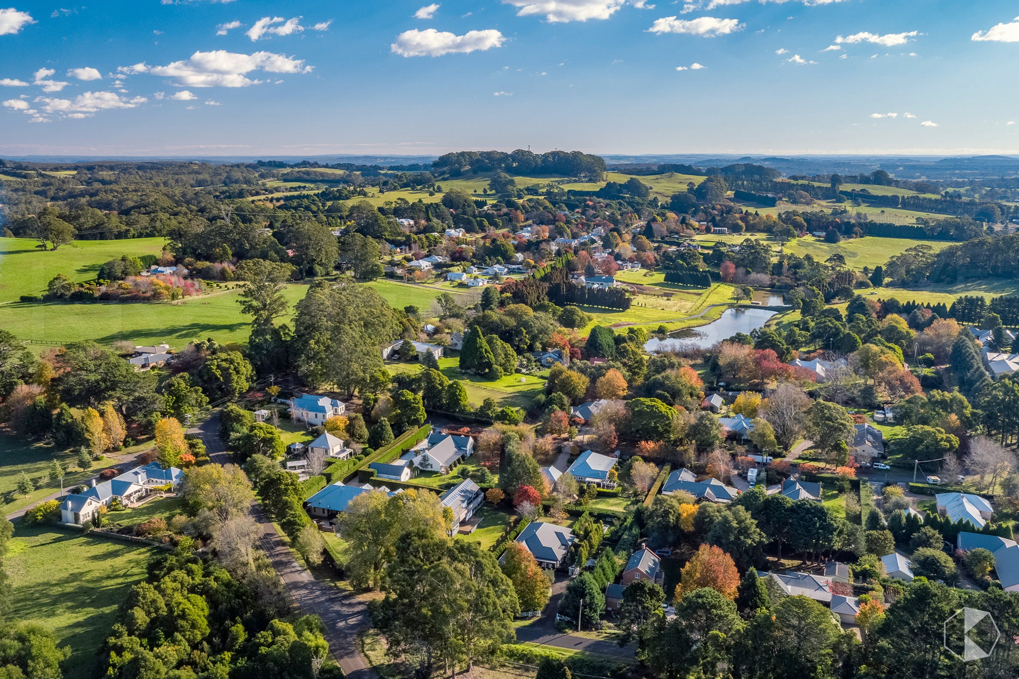 Burrawang Village, Southern Highlands (AB060R)