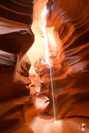 Antelope Canyon 'Beam', USA (RA002VR)
