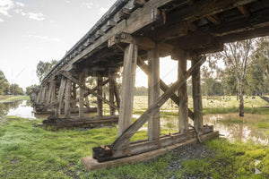 Old Bridge, Murrumbidgee River, Narrandera (BJ005R)